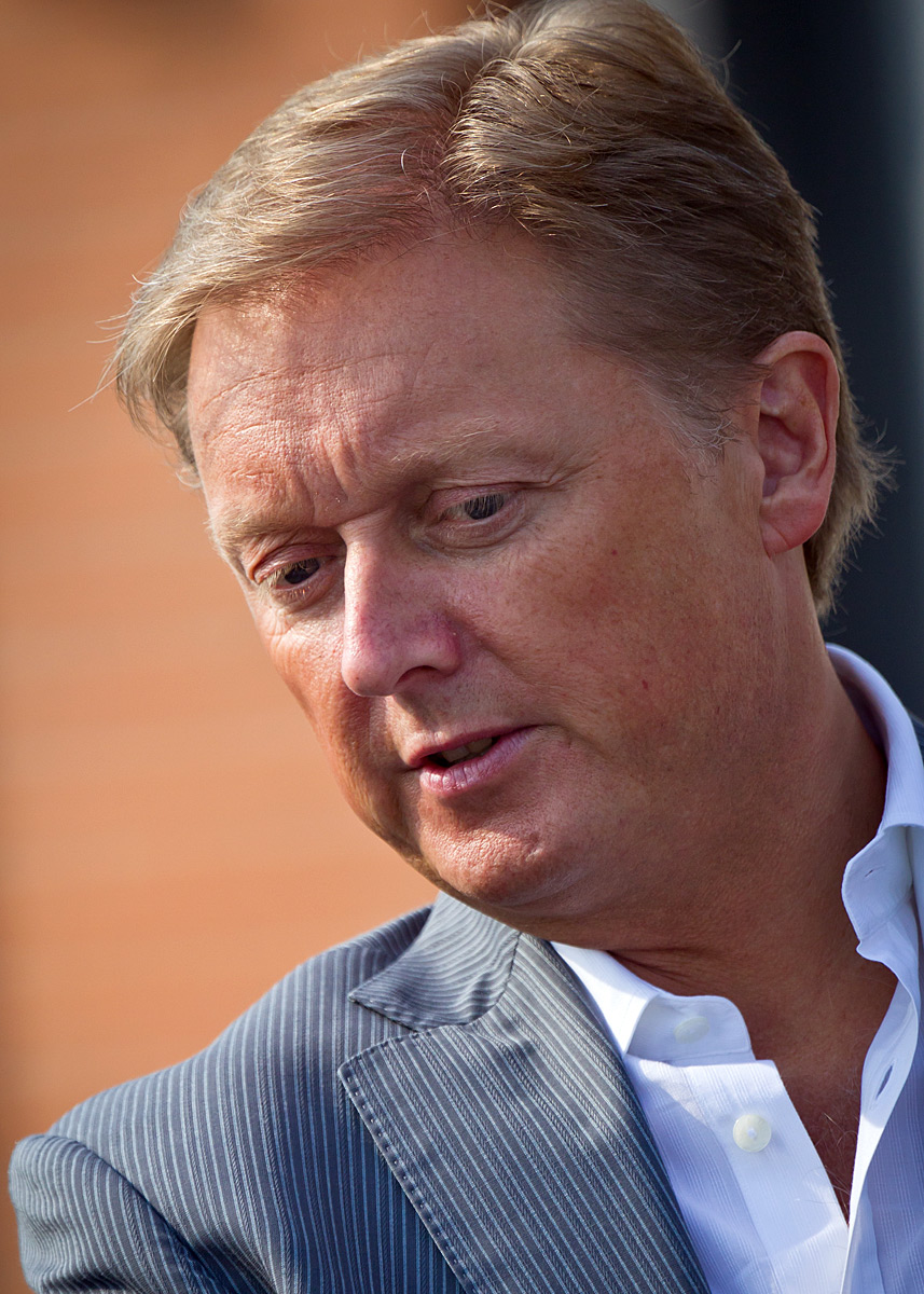 Henrik Fisker er nu administrerende direktør for Fisker Automotive. Tidligere har han haft ansvaret for at designe bl.a. konceptbilen BMW Z07 fra 1997, BMW Z8 roadster og Aston Martin. Fisker har også været med til at lave de første designskitser til elbilen Tesla S, hvilket indebragte Fisker et sags-anlæg fra Tesla, fordi selskabet mente, at Fisker havde genbrugt linjerne til Karma. Sagen blev forligt. Henrik Fisker har også været chef for BMWs californiske konsulentfirma Designworks, der også udfører opgaver med industrielt design for eksterne kunder.