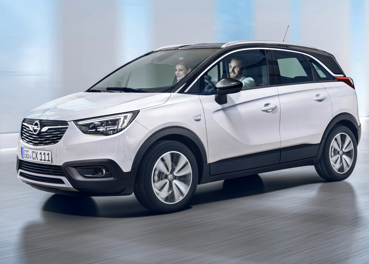 Opel Crossland X er 4,21 meter lang - det er stort set standarden i den lille crossover-klasse. Fætteren Peugeot 2008 er fem cm kortere, mens Opel Mokka X er syv cm længere. Foto: Opel