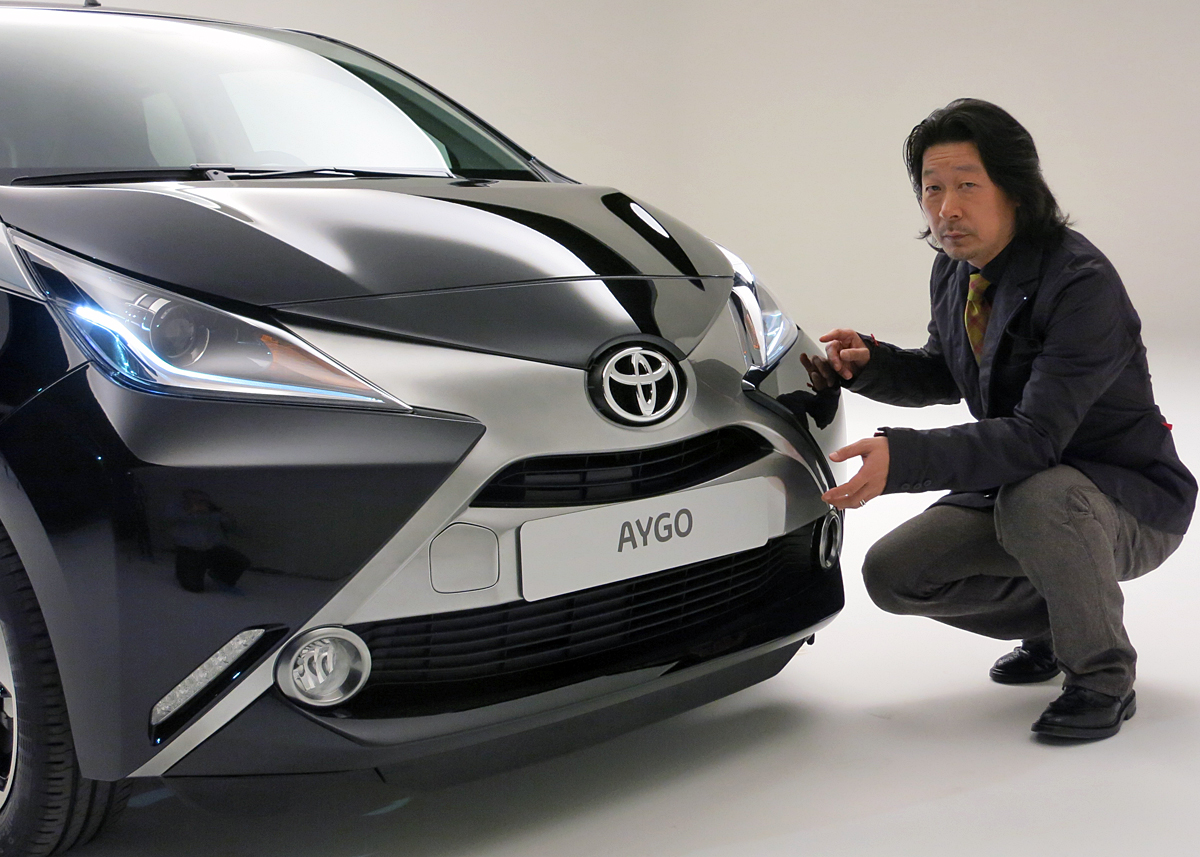 Aygos chefdesigner Nobuo Nakamura har valgt at udforme bilen med en række detaljer, der let kan afmonteres og udskiftes efter behov.