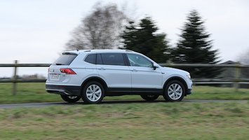 VW Tiguan Allspace fra siden