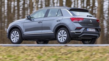 VW T-Roc bagfra