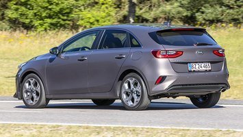 Kia Ceed bagfra