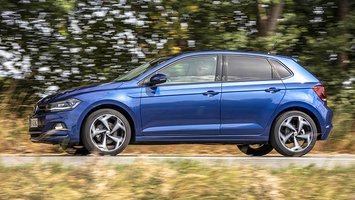 VW Polo fra siden
