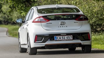 Hyundai Ioniq set bagfra