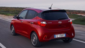 Hyundai i10 bagfra