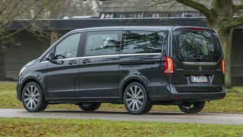Mercedes-Benz V300d set bagfra