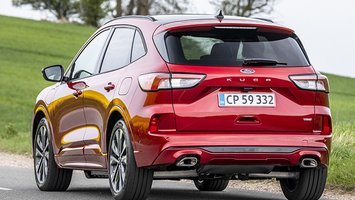 Ford Kuga PHEV bagfra