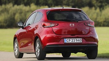 Mazda 2 set bagfra