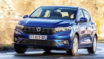 Dacia Sandero set forfra