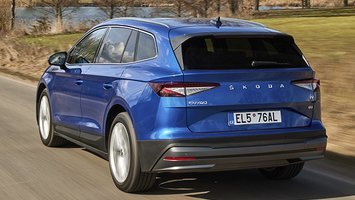 Skoda Enyaq set bagfra