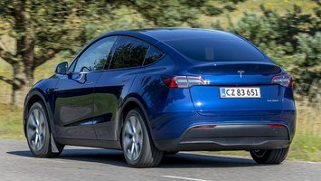 Tesla Model Y set bagfra
