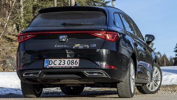 Seat Leon Sportstourer set bagfra