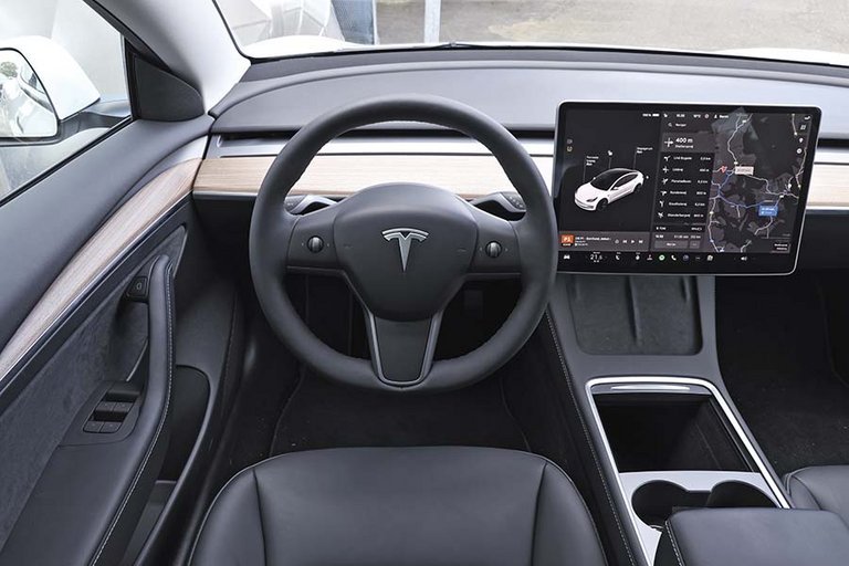 Kabinen i en Tesla Model 3