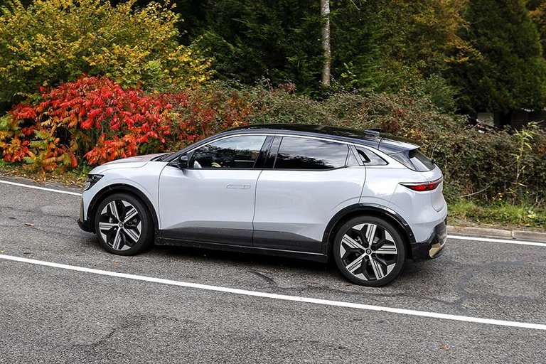 Renault Megane fra siden