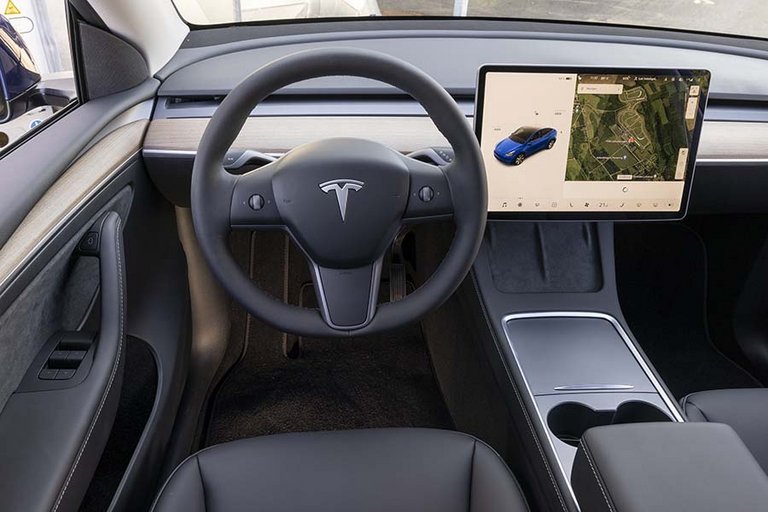 Tesla Model Y kabine