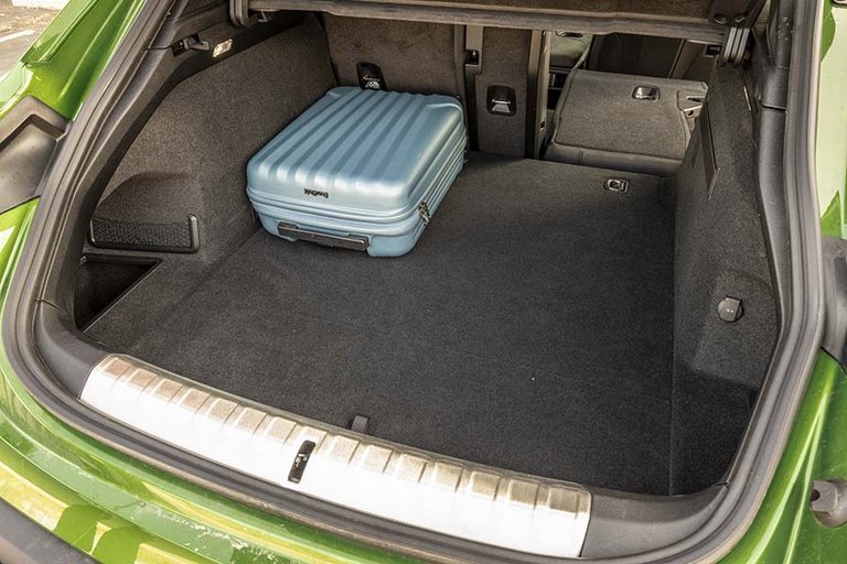 Porsche Taycan bagagerum