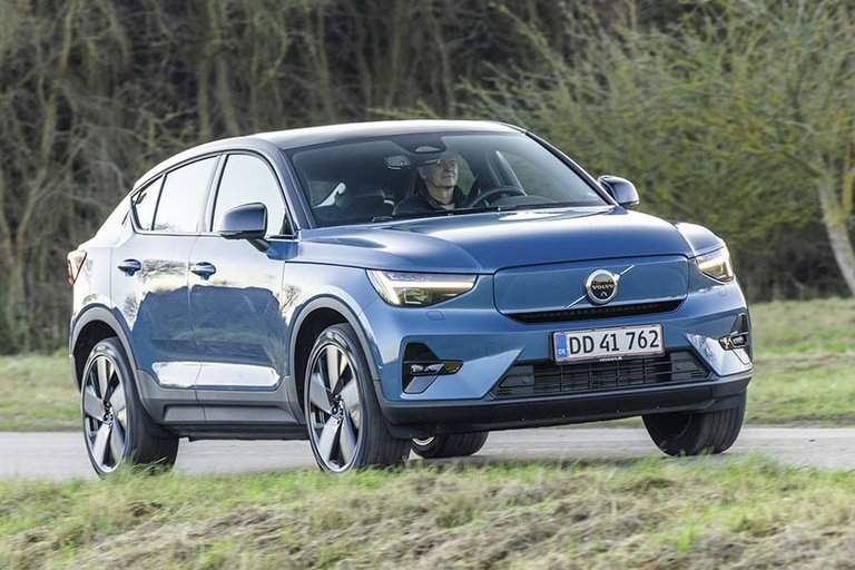 Volvo C40 set forfra