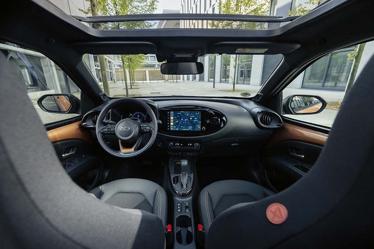 Kabinen i en Toyota Aygo X