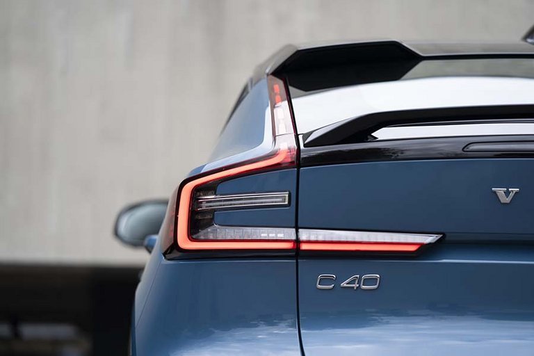 Volvo C40 baglygter