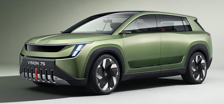 Vision 7S er en virkelighedsnær forløber for en stor, elektrisk SUV. Designet vil gå igen på alle nye Skodaer. Forlygterne danner et T i hver side af fronten med LED-kørelyset som den vandrette streg.