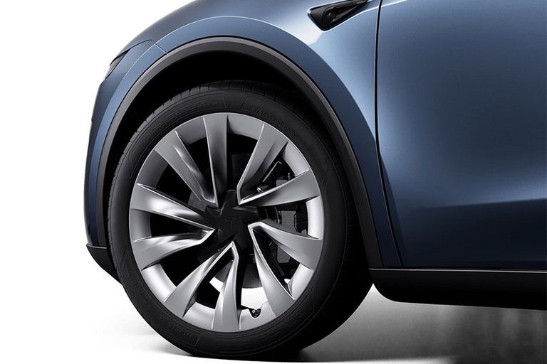 Fælgbillede af Tesla Model Y facelift 2025.