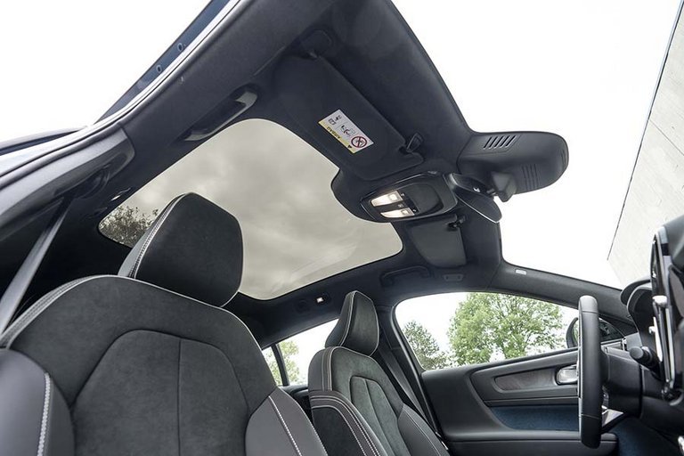 Volvo C40 soltag