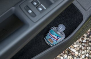 Håndsprit i bilen
