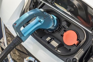 Nissan Leaf lader