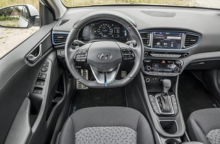 Hyundai Ioniq kabine