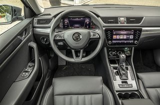 Skoda Superb kabine