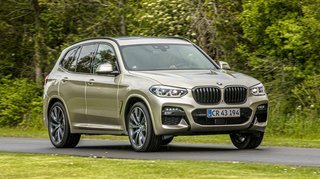 BMW X3 set forfra