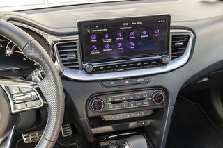 Kia Ceed skærm