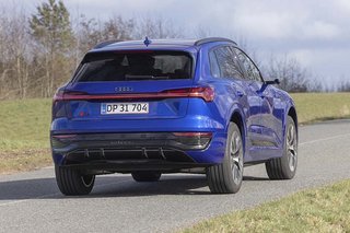 Audi Q8 e-tron set bagfra