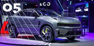 Lynk & Co's nyeste model, hybriden 05. Også denne model er baseret på CMA-platformen, lige som Volvo XC40.