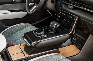 Mazda MX-30 midterpanel