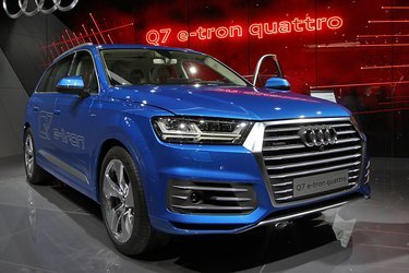 Q7