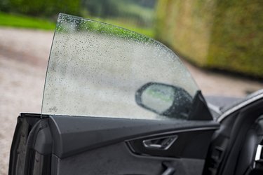 De rammeløse døre er en detalje, der er hentet fra sportscoupéen A7. Det giver bilen en dejlig karakter, men gør også ind- og udstigningen lettere, på grund af en lidt større døråbning.