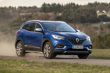 Renault Kadjar har fået et lille facelift, men nyhederne omfatter desværre ikke en ordentlig nødbremse. Det er en ommer!