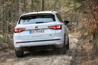 FR-udgaven af Seat Ateca har LED-baglygter som standard, ligesom de to udstødningsrør er særlige for FR-versionen.