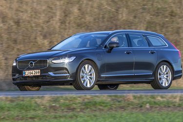 Volvo V90 er den største stationcar fra Volvo. Samme teknik fås også i sedan-udgaven, S90.