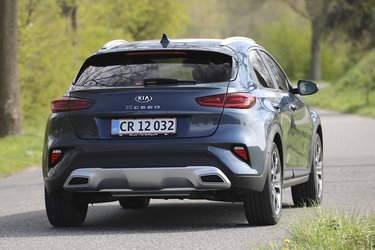 En ting deler XCeed med SUV-modellerne: den høje læssekant til bagagerummet. Det kan være rart, hvis man skal lægge noget ned i bagagerummet, men ikke hvis man skal løfte det op.
