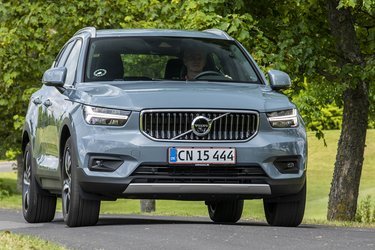 Nu fås Volvo XC40 som plugin-hybrid. I første omgang som denne T5, men senere på året dukker en mindre hidsig T4 op.