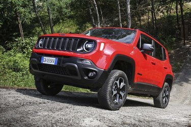 Jeep Renegade gør sig også godt i terrænet.