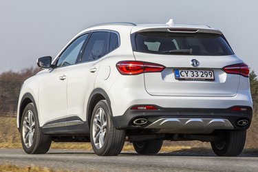 MG EHS er en moderne SUV, og er dermed blandt en af de mest populære biltyper herhjemme. Modellen findes kun med plugin-hybrid-teknik.