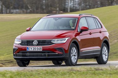 De udvendige linjer er rene – nogle vil sige kedelige – men Tiguan virker som en helstøbt bil fyldt med gode, brugbare løsninger.