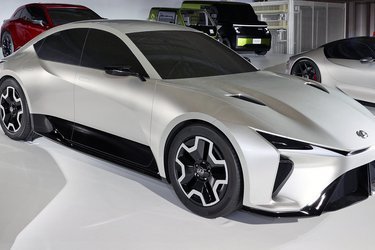 Lexus sportscoupé  - formentlig Lexus-udgave af dagens Toyota GR sportscoupé