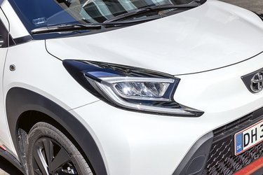 LED-forlygterne giver fremragende lysudbytte, og fjernlys-assistent er standard.