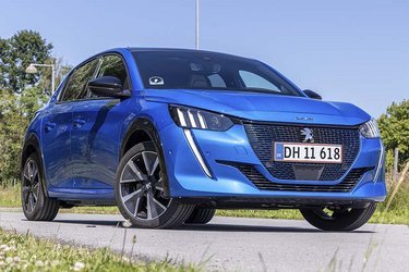 Peugeot har opgraderet software og tilføjet en varmepumpe til deres elektriske e-208.