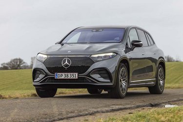 Mercedes-EQ EQS SUV er en enorm bamse, som er over fem meter lang, næsten to meter bred og næsten 180 cm høj.