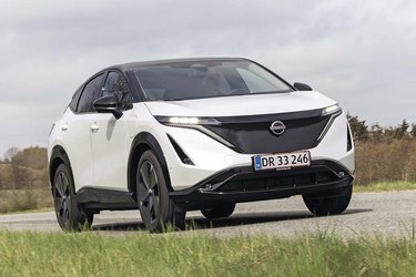 Ariya er nyeste elbil fra Nissan, og den findes i udgaver med enten forhjulstræk eller med træk på alle fire hjul. Her det den sidstnævnte, vi har testet.